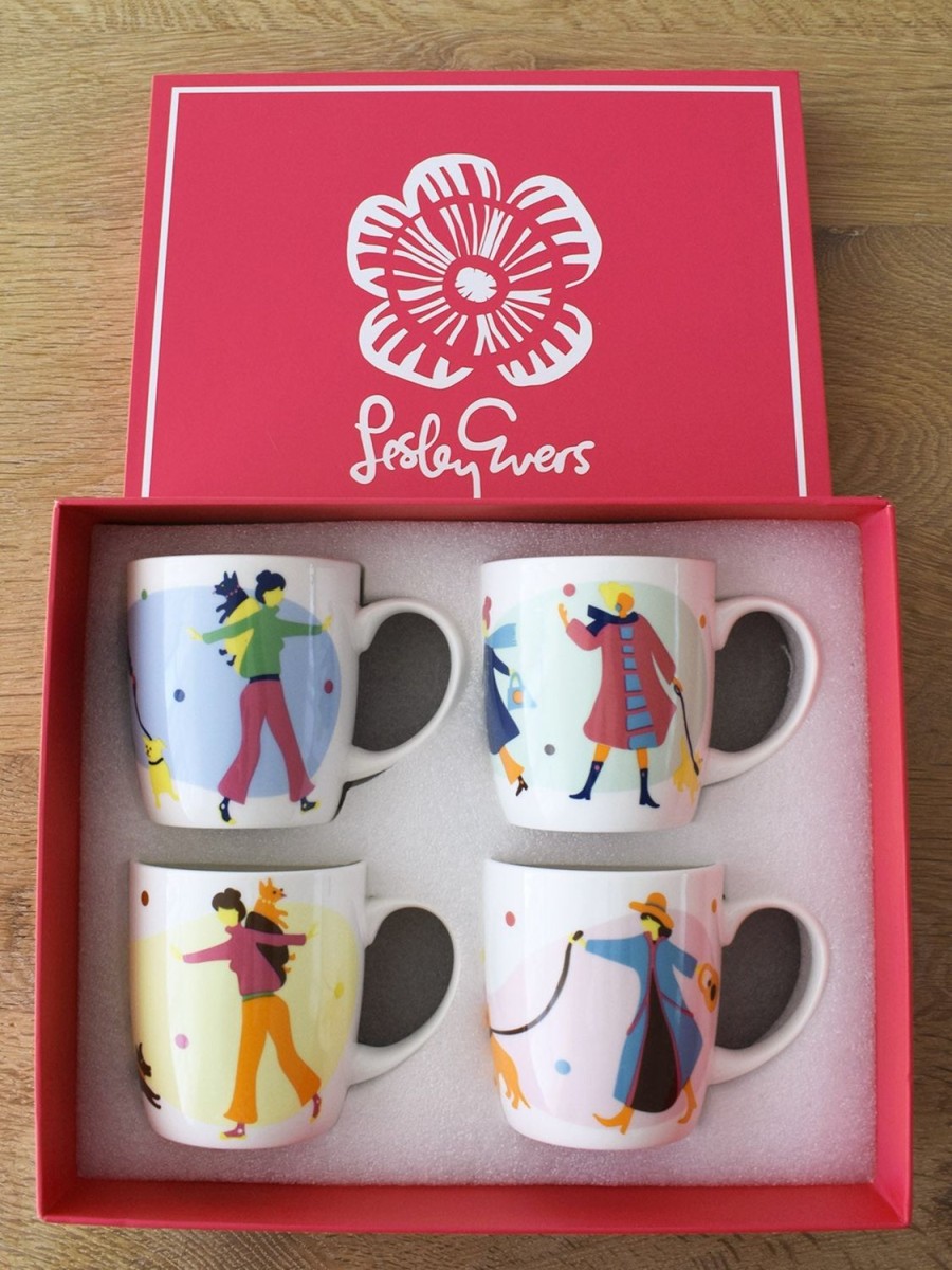 New Lesley Evers Ceramic Mugs Set Of 4 Ladies Walking Dogs