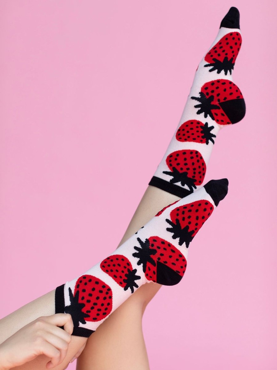 Clearance Lesley Evers Socks Strawberries