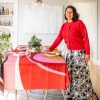 Clearance Lesley Evers Tablecloth Burgundy Wave