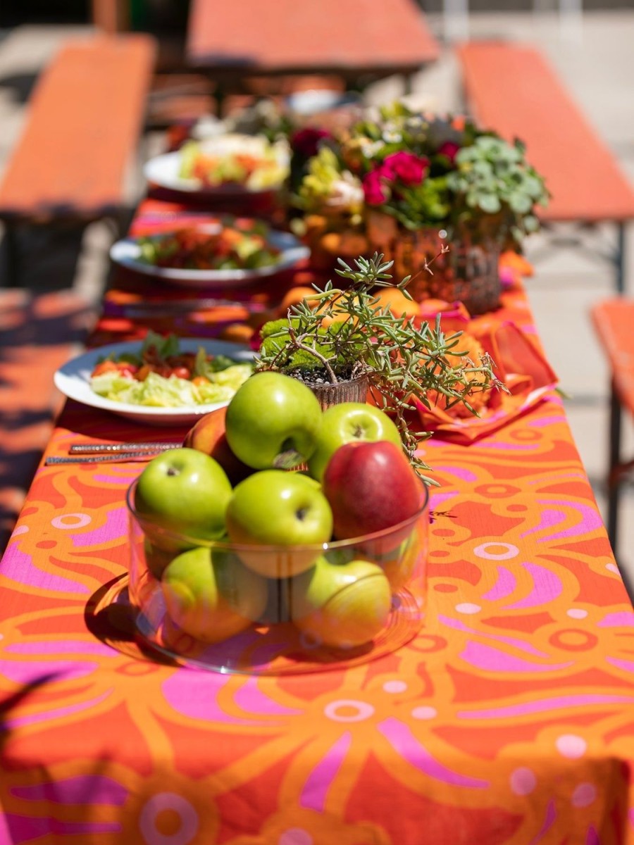 Wholesale Lesley Evers Tablecloth Chicka Boom Orange