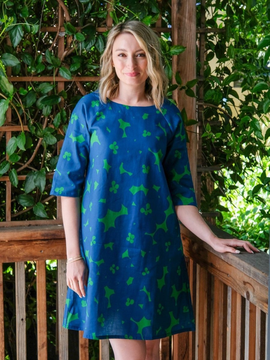 Hot Lesley Evers Tatum Dress Jumbo Blooms Blue